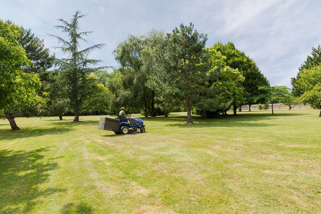 Hôtel Le Logis du Péré à Saint-Coutant-le-Grand Extérieur photo